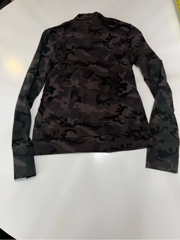 Fornia Camo Zip - Image 10