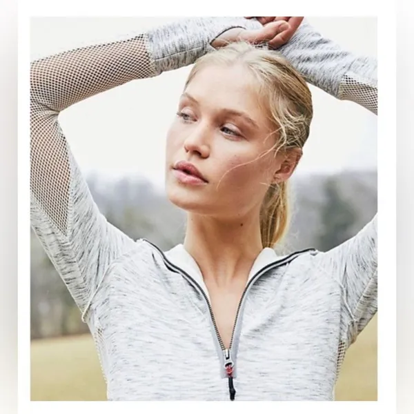 Free People Movement Markie Quarter Zip Hoodie Size M Heathered Gray - Image 11
