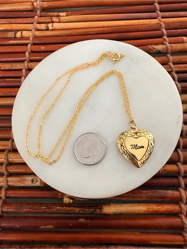 Gold Tone Heart 'Mom' Pendant Locket Necklace on Fine Chain 18” - Image 4