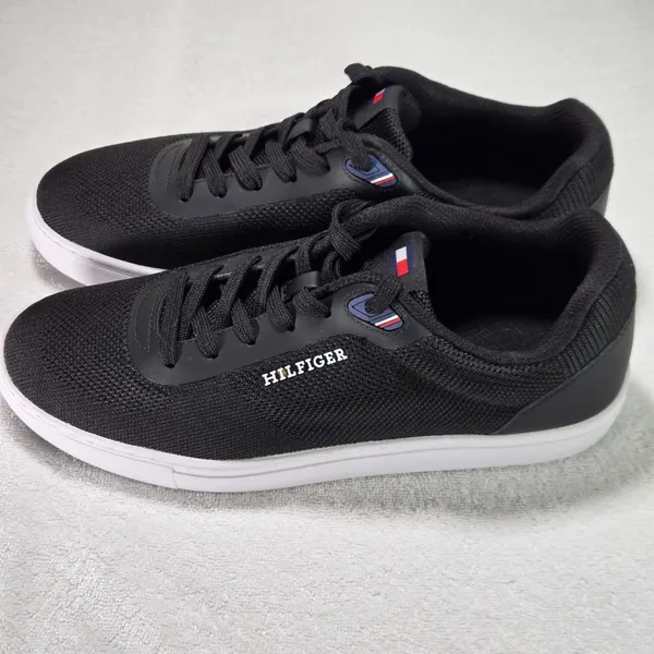 NWOT Tommy Hilfiger Mbero Men’s 9.5 Black Mesh Low Top Sneakers - Image 6