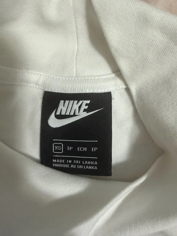 Nike Tank Top - Image 2