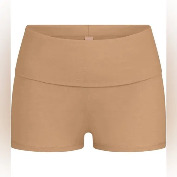 SKIMS Cover Ups Fold Over Shorts NWT - Image 4