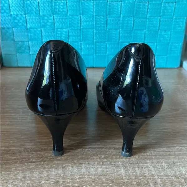 Corso Como Black Patent Leather Heels - Image 4