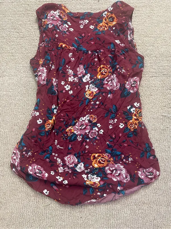Xhilaration Burgundy Floral Lace-Up Tank - Image 5