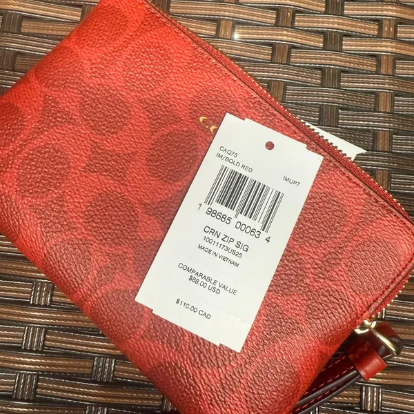 coach Corner Zip Wristlet In Signature Canvas caq75 - Image 5