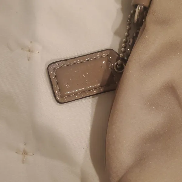 Coach Cream Satin Wristlet 8.5 X 5.5 - Image 3