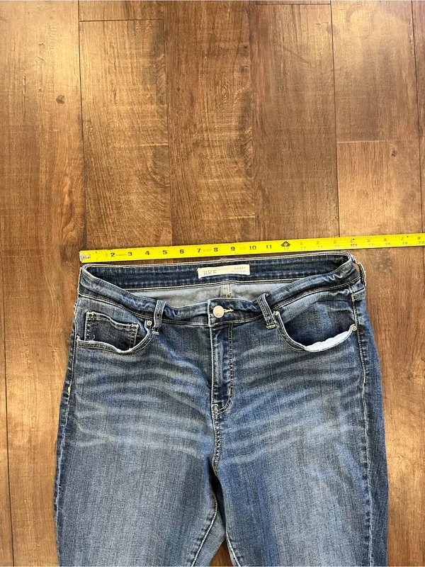BKE Gabby Jeans Womens 30 Blue Curvy Fit High Rise Stretch Ankle Skinny Raw Hem - Image 4