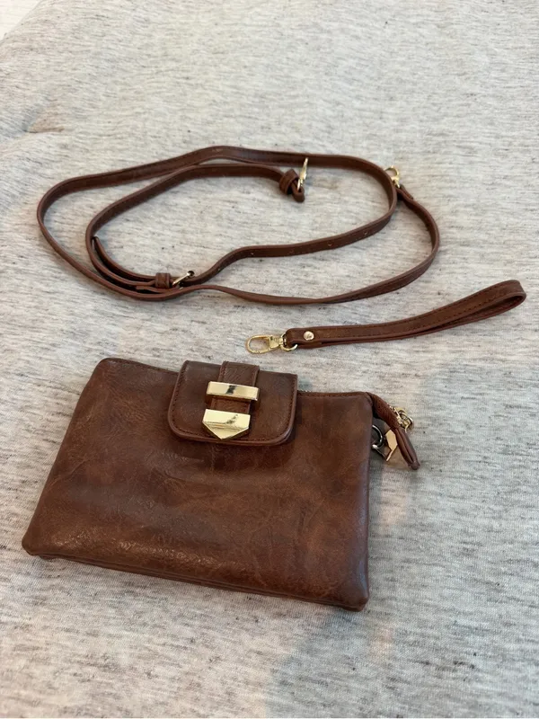 🍁 Madison West Brown Leather Crossbody Clutch Wristlet with Gold Hardware - Image 3
