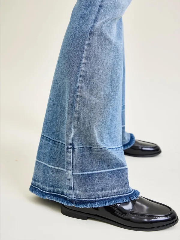 Judy Blue Charlotte Tummy Control Release Hem Flare Jeans Size 32 - Image 5