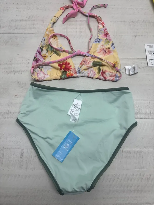 Cupshe reversible floral-print top and solid green high-waisted bottoms. - Image 6