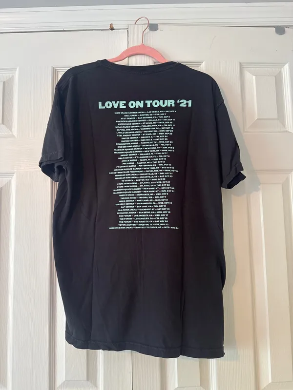 Love On Tour Harry Styles T-Shirt - Image 2