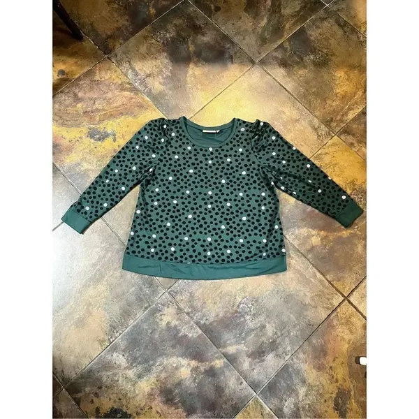 Evri Green Sweatshirt with Black Pink Polka Dots Size 1X - Image 3