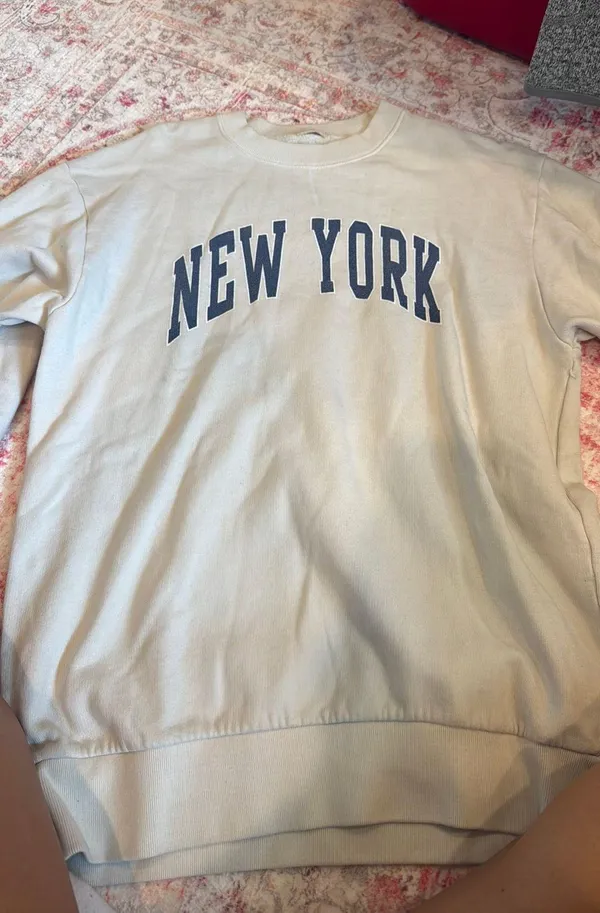 Brandy Melville Crewneck John Galt - Image 2