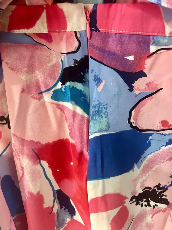 Umgee Bright Floral Belted Midi Dress Size Small - Image 8