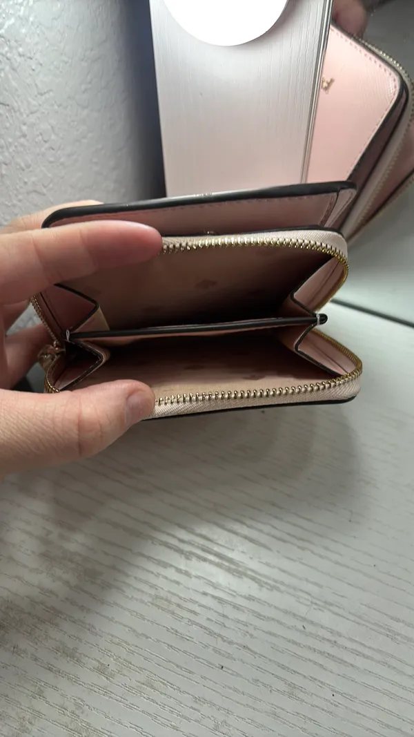 Kate Spade wallet - Image 4