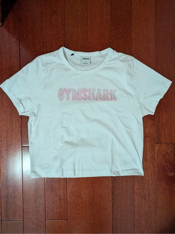 Gymshark Pink Rhinestone Logo Cropped Tee Size L - Image 3