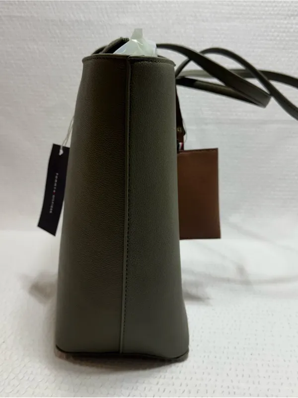 Tommy Hilfiger Olive Green Leather Tote Bag - Image 5