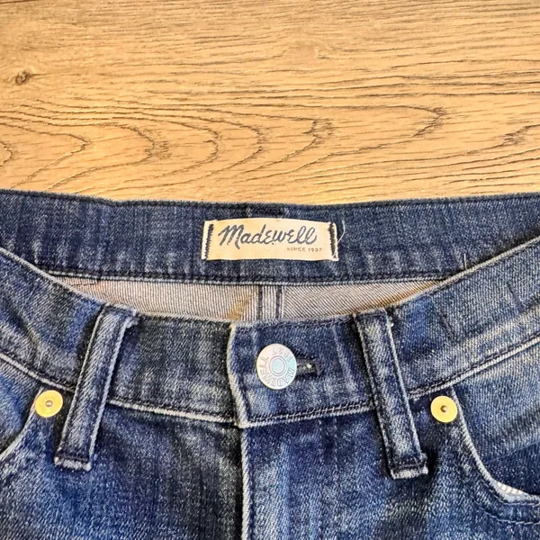 Madewell Slim Boyjean Jeans Patched Distressed Denim Raw Hem Womens‎ Size 26 - Image 7