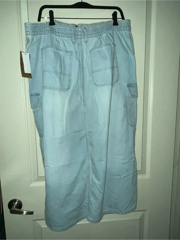 Vans Sidewalk Maxi Cargo Skirt Light Blue- Women - Image 2