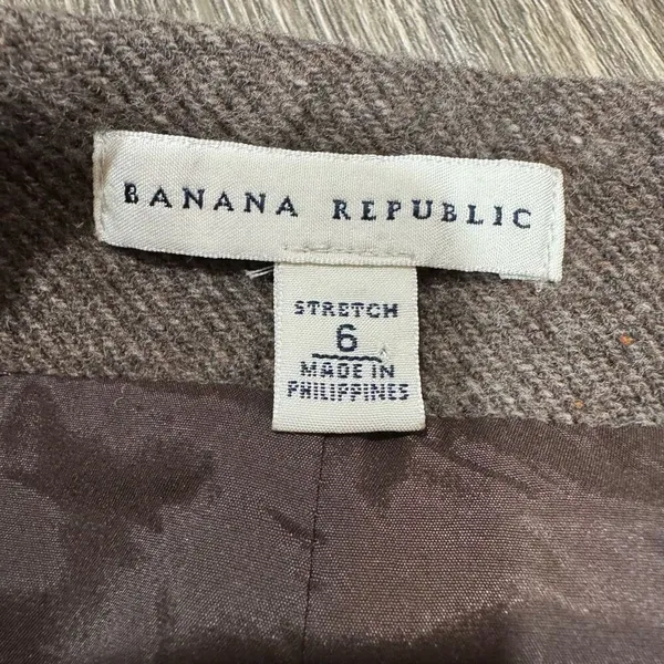 Banana Republic Petites Women's Size 6 Stretch 88% Wool Blend Brown Knit Skirt - Image 7