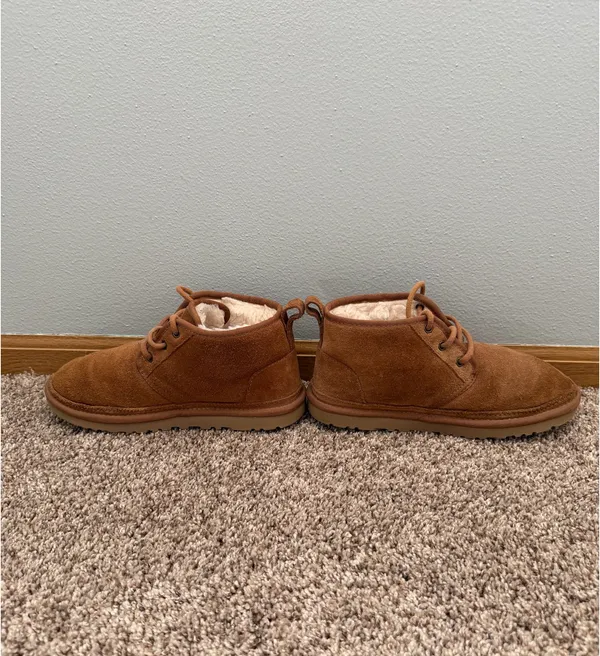 UGG Neumel Boots Women’s Chestnut - Image 2