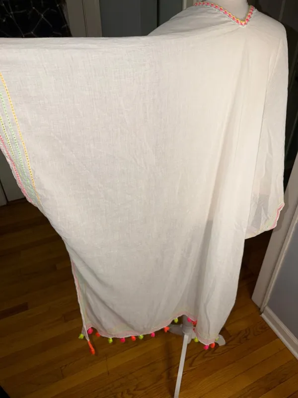 100% Cotton White Heart-Trim Sarong Coverup - Women's Beach Wrap - Image 7