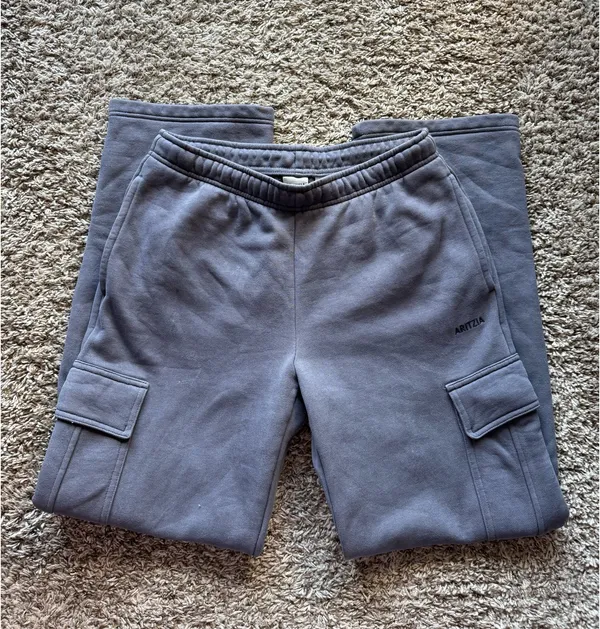 Aritzia Sweatpants - Image 3