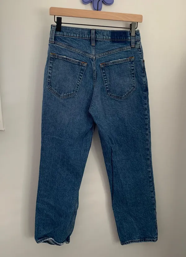 Abercrombie 27/4 Extra Short 90 Straight High Rise Jeans Dark Wash - Image 3