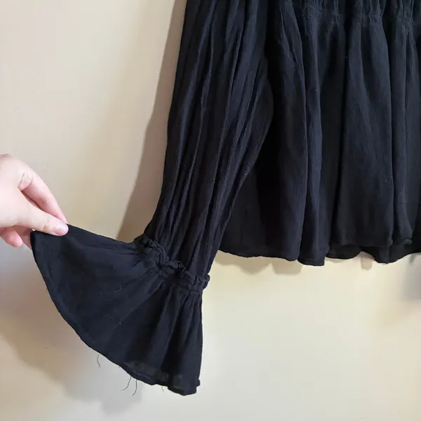 Free People Smocked Bell Sleeve Blouse Small Black Womens Viscose Boho Top - Image 2