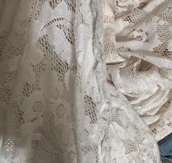 Chic Long Sleeve Lace Dress in White Size M - Image 4