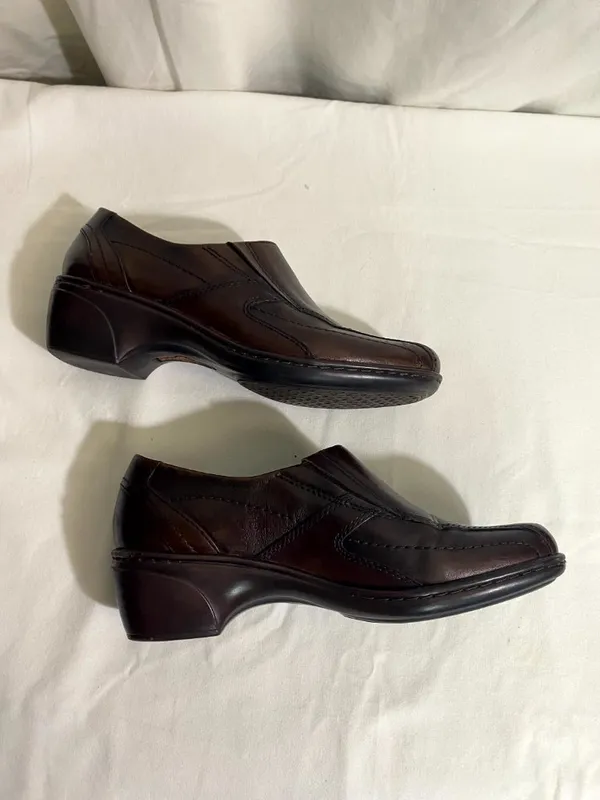 Covington Marta Women’s Brown Leather Slip On Shoes Size 7W Comfort Low Heel - Image 6