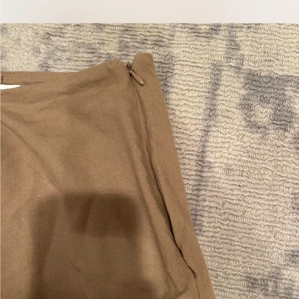 Elegant Tan Women's Linen Skort - Image 2