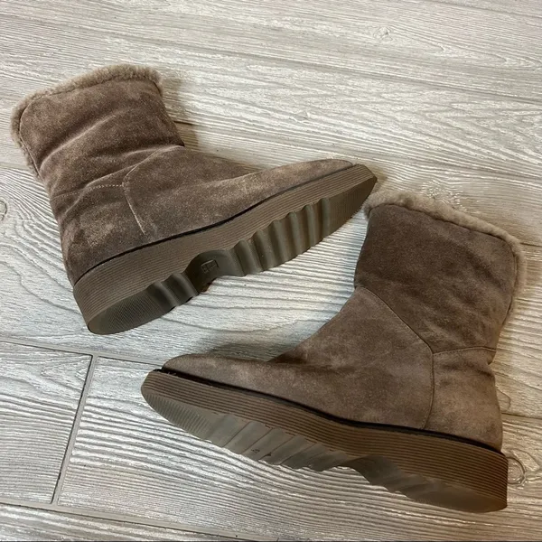 Aquatalia Kimberly Weatherproof Genuine Shearling Women's Boots sz 6.5‎ - Image 8