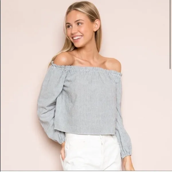 BRANDY Melville Theia‎ Off The Shoulder Striped Top S - Image 4