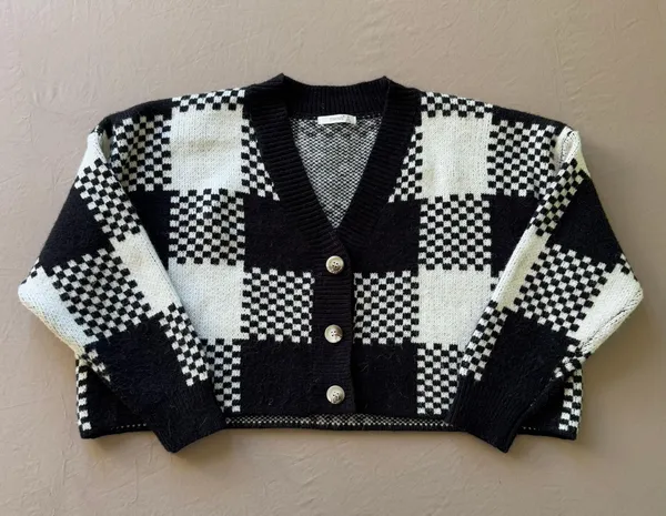 Tilly’s TIMING Plaid Crop Cardigan - Image 2