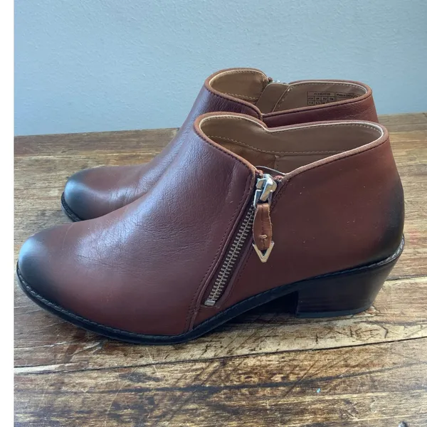 Vionic Joy‎ Jolene women's ankle boot size 7.5 Read Description - Image 3
