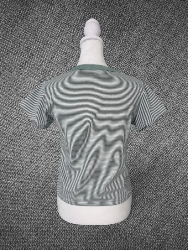 Women’s Sage Green Striped Tee Size 3 Short Sleeve T-Shirt - Image 7