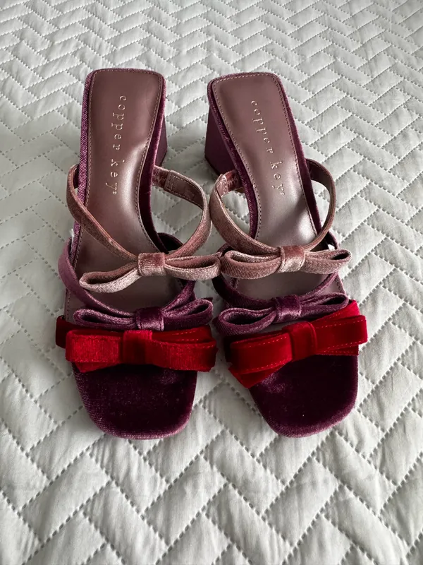 Dillards Copper Key Bow Heels - Image 2