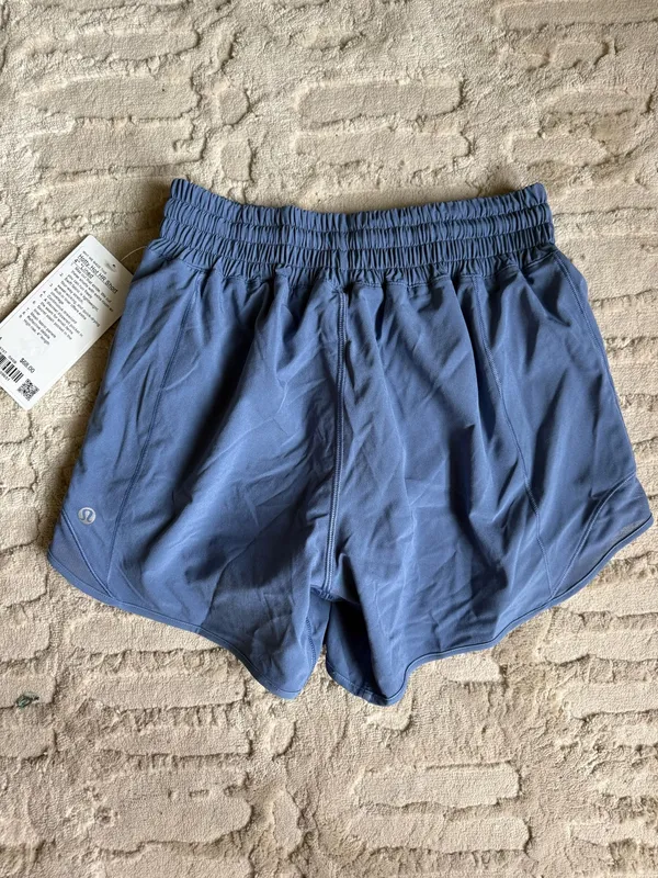 Lululemon Shorts Hotty 4" Lined  - Image 3