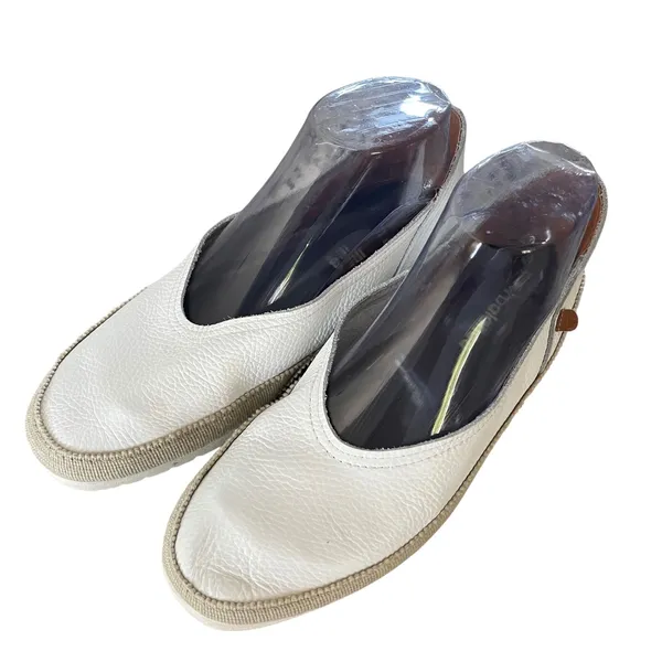 New Balance Leather‎ Slip On Shoes Women 40 White Coastal Minimalist Spain - Image 3