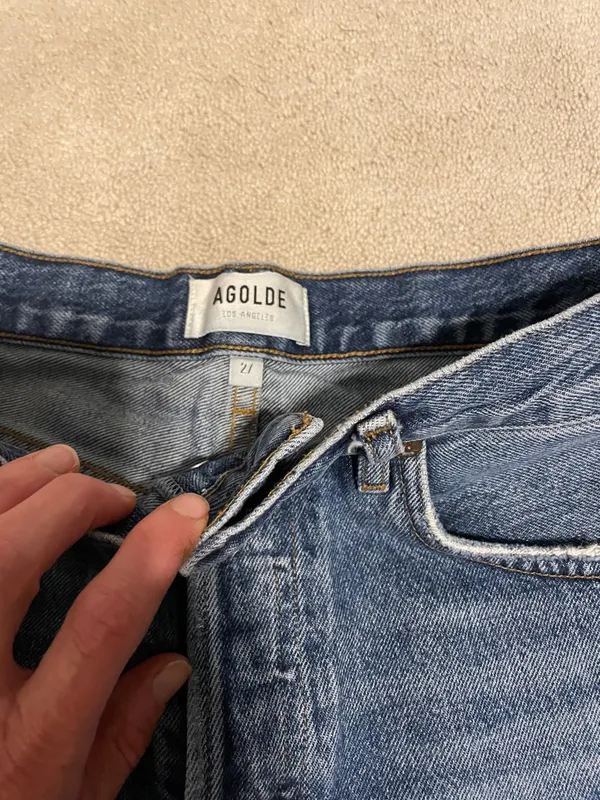 GUC Agolde Parker denim shorts in control - Image 5