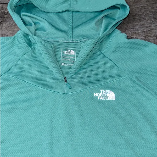 The North Face Aqua Breathable Quarter Zip Hundred Pullover - Image 3