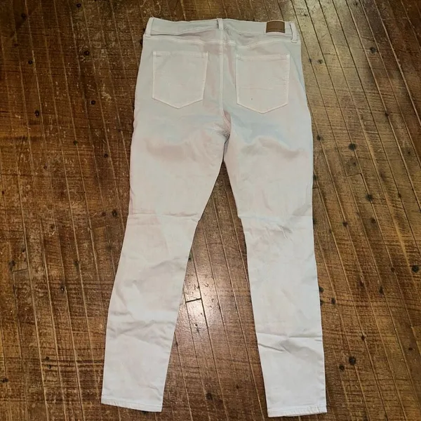 American Eagle tan destroyed stretch hi-rise size 14 jeggings - Image 3