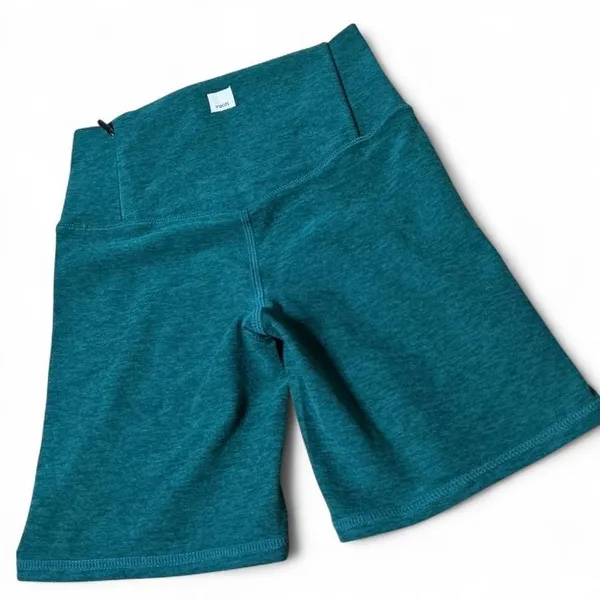 Vuori Womens Clean Elevation Short Green Heather DreamKnit High Rise‎ Yoga XS - Image 7