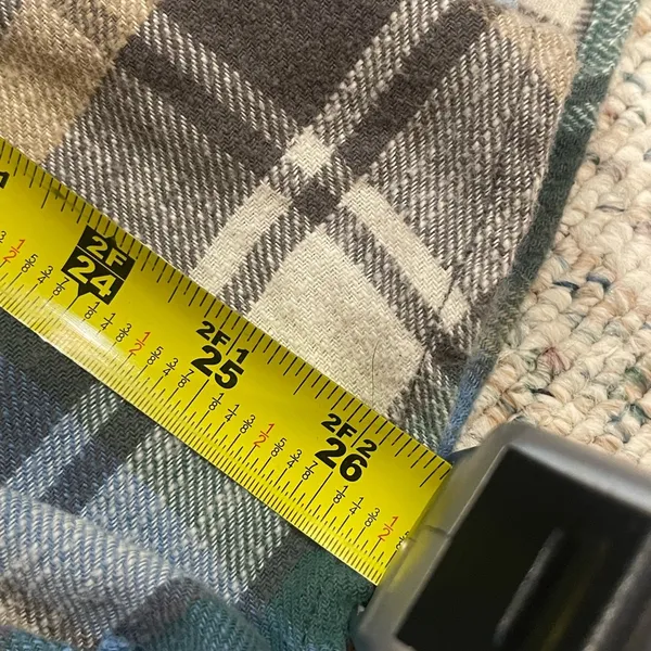 American Eagle blue, green, brown, tan, white plaid long sleeve flannel S - Image 6