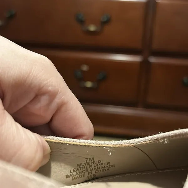 Marc Fisher LTD YEHUDI Pointed Toe Pumps Size:‎ 7 - Image 9
