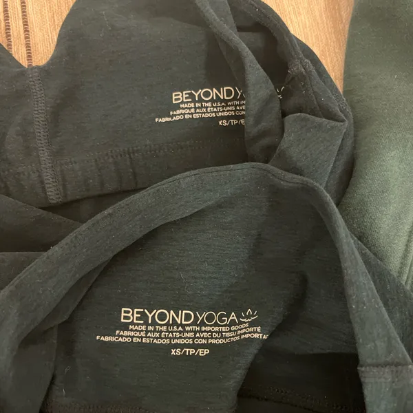 Beyond Yoga Leggings - Image 2