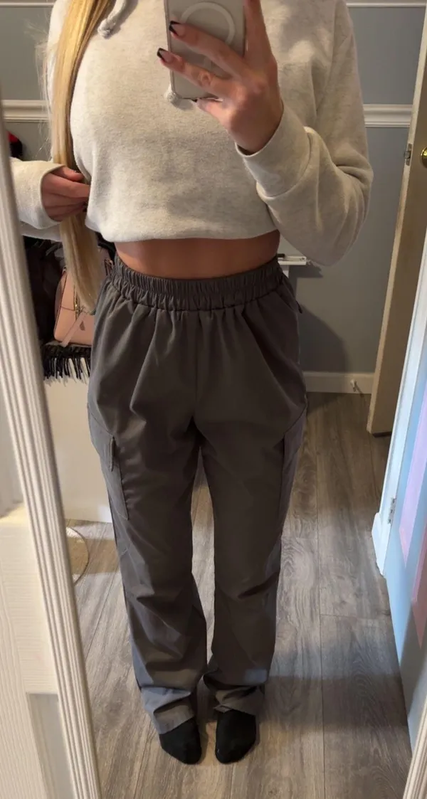 Pretty Little Thing Cargo Pants - Image 3