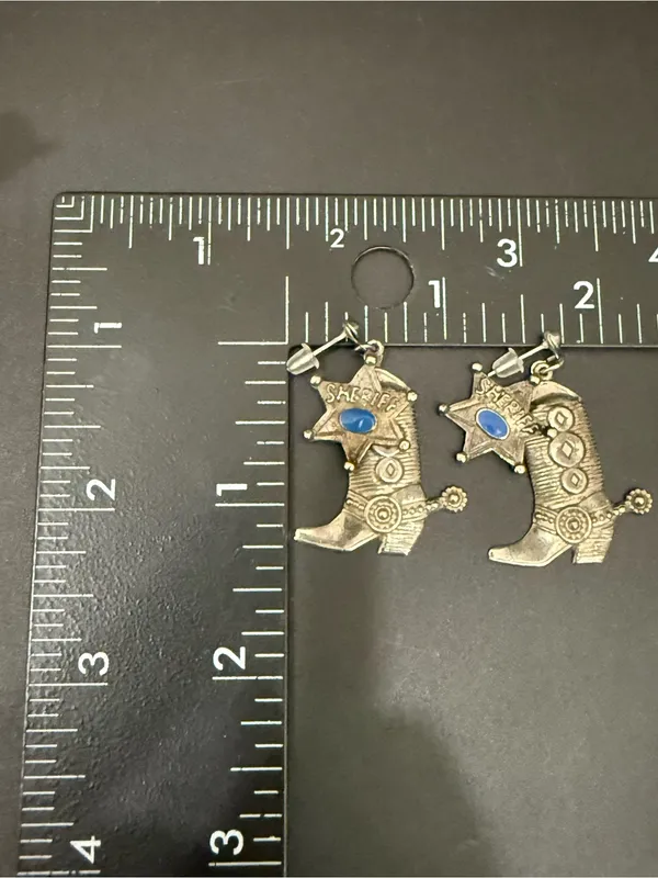 Vintage Style Silver-tone Cowboy Boots Sheriff Dangle Earrings - Image 6