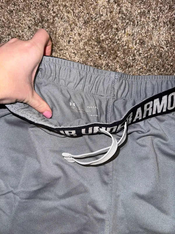 Under Armour Shorts - Image 3